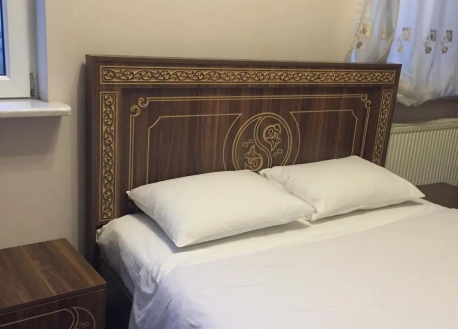 Life Is Amazing Hotel Baku 2*,