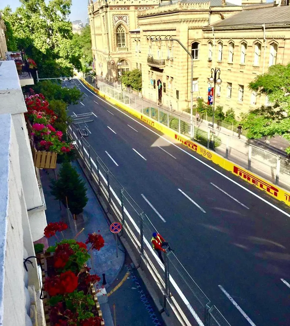 Life Is Amazing Hotel Baku